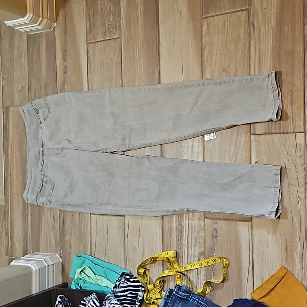 Ruby Rd. Size 8 women's jeans 2366